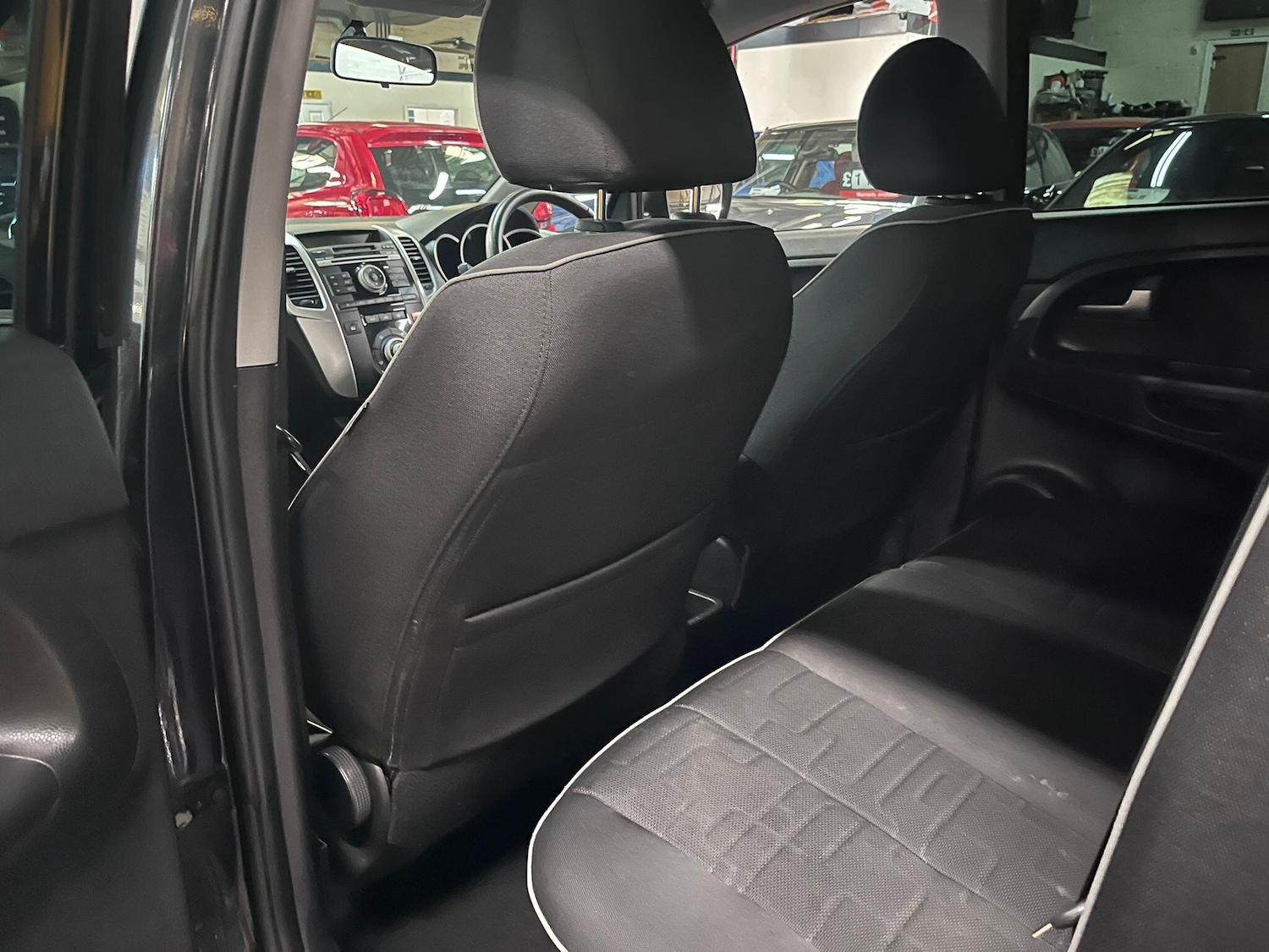 Used Kia Venga 2013 for sale - 78148211: Photo 32