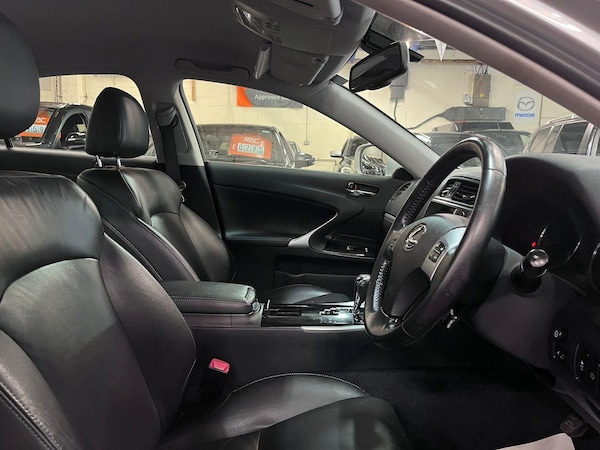 Used Lexus IS 2012 for sale - 76239573: Photo 17