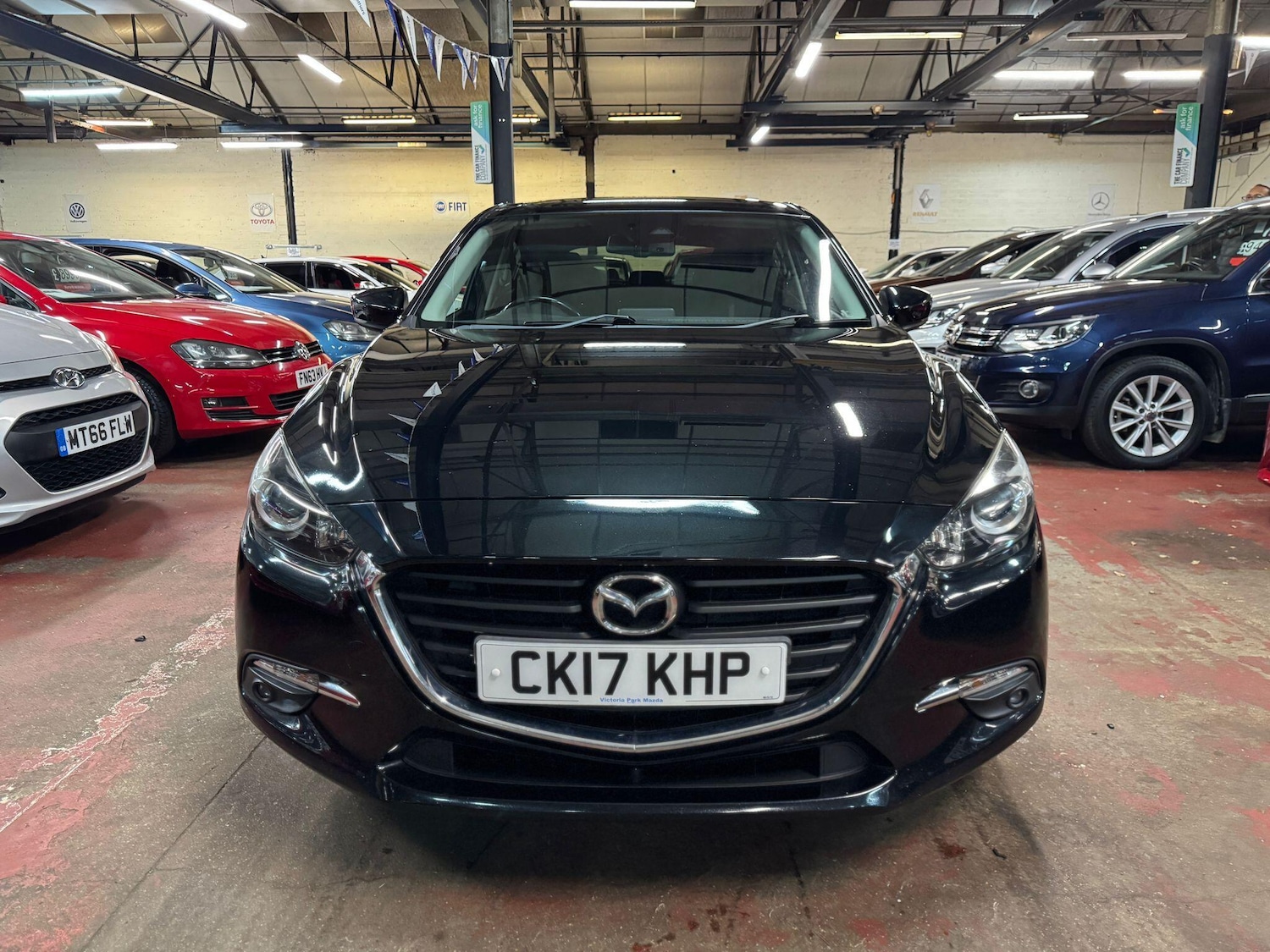 Used Mazda Mazda3 2017 for sale - 76850296: Photo 2