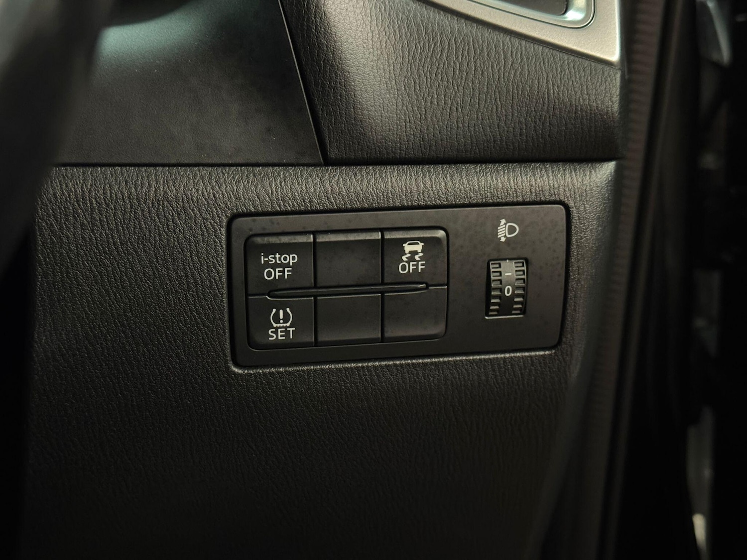 Used Mazda Mazda3 2017 for sale - 76850296: Photo 32