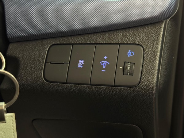 Used Hyundai i10 2016 for sale - 76214182: Photo 28