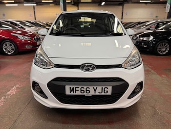 Used Hyundai i10 2016 for sale - 76214182: Photo 2