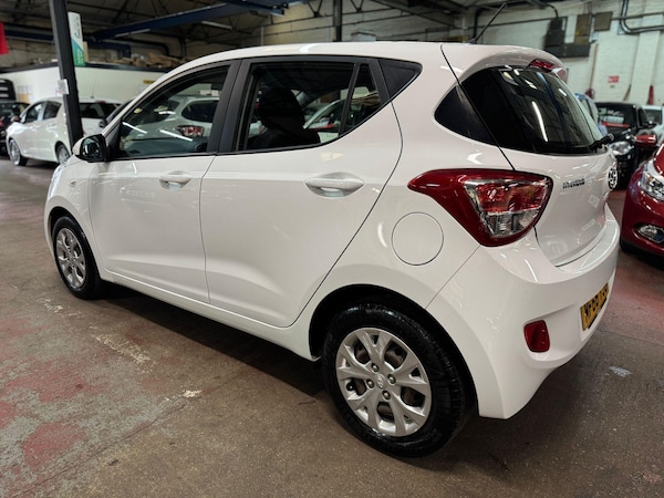 Used Hyundai i10 2016 for sale - 76214182: Photo 4