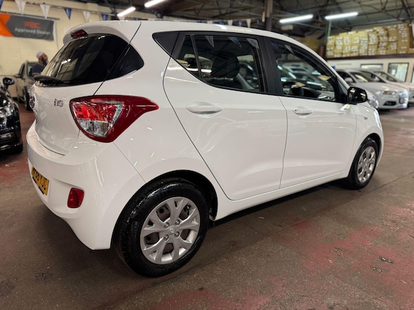 Used Hyundai i10 2016 for sale - 76214182: Photo 6