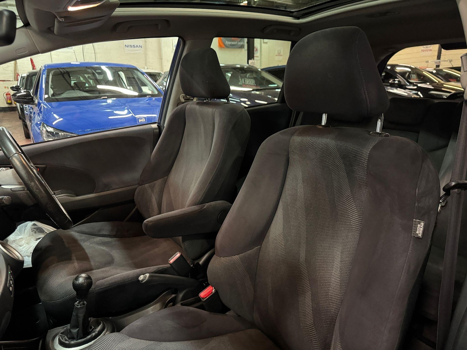 Used Honda Jazz 2010 for sale - 76360286: Photo 17