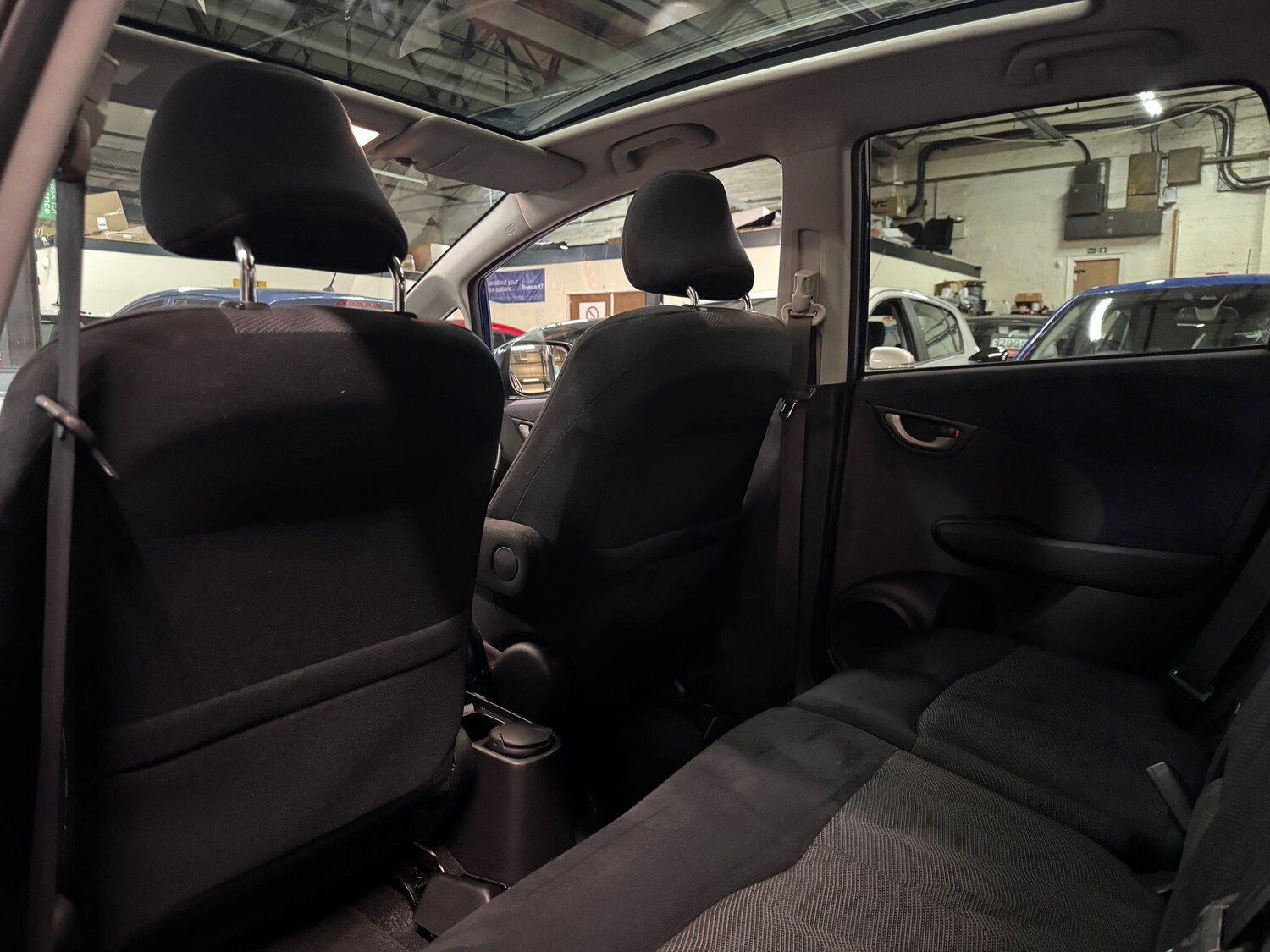 Used Honda Jazz 2010 for sale - 76360286: Photo 22