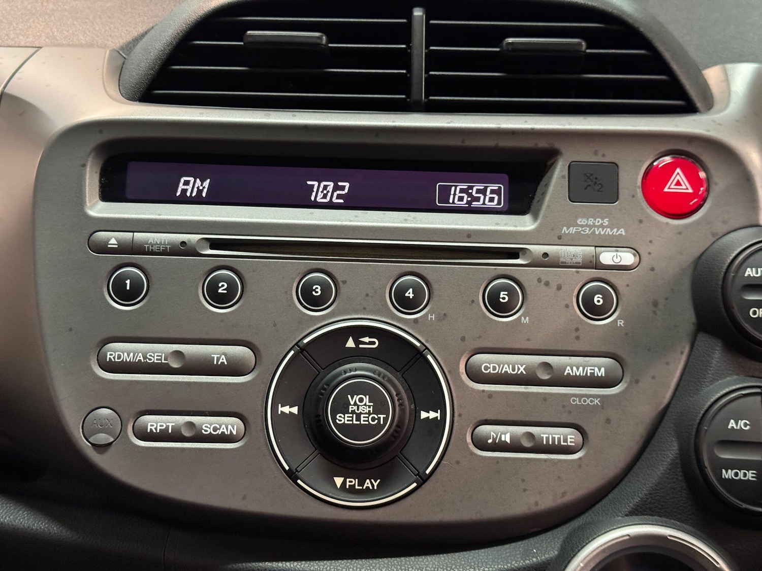 Used Honda Jazz 2010 for sale - 76360286: Photo 29