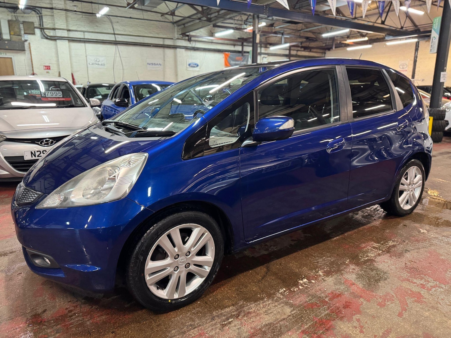 Used Honda Jazz 2010 for sale - 76360286: Photo 3