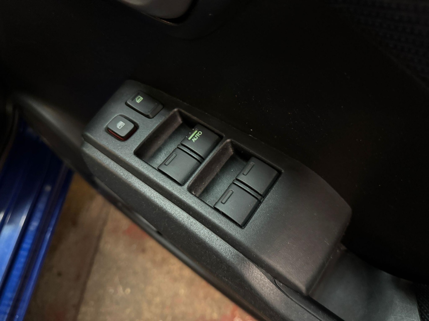 Used Honda Jazz 2010 for sale - 76360286: Photo 36