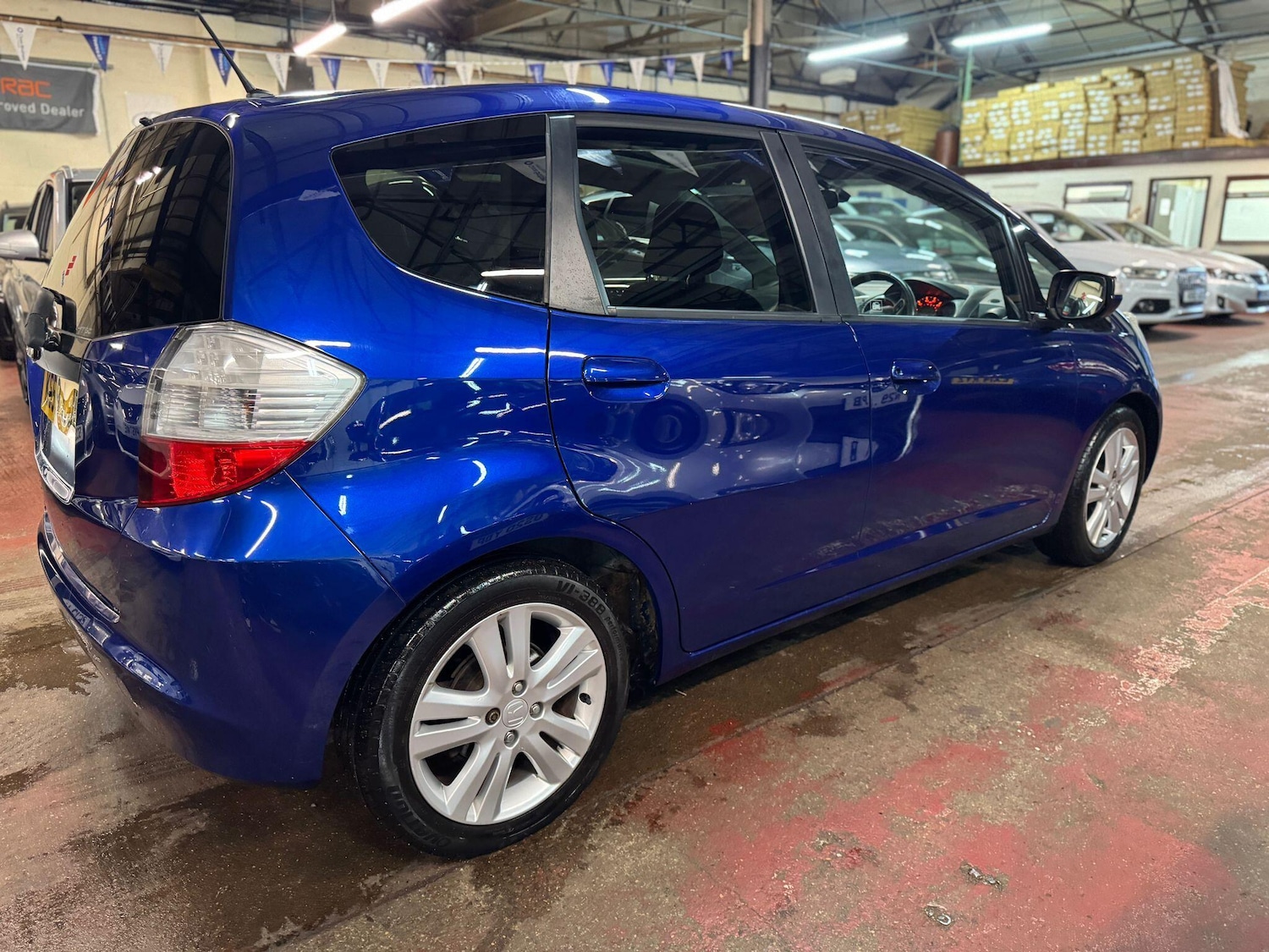 Used Honda Jazz 2010 for sale - 76360286: Photo 6