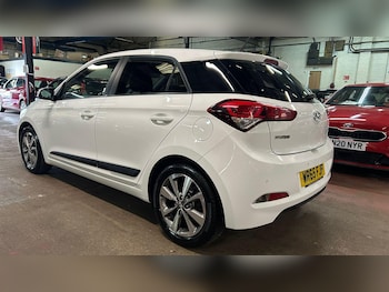 Used Hyundai i20 2015 for sale - 78301794: Photo