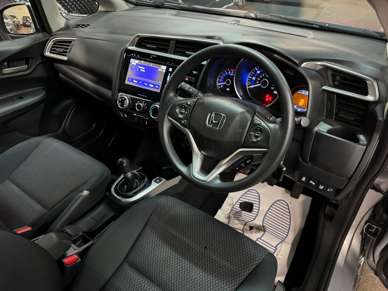 Used Honda Jazz 2019 for sale - 76728589: Photo 11