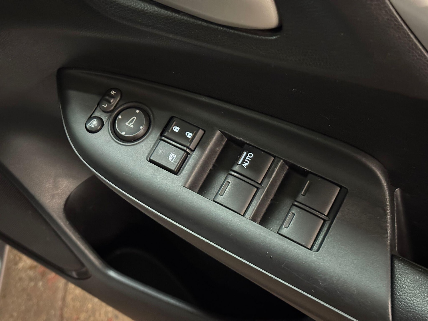 Used Honda Jazz 2019 for sale - 76728589: Photo 29