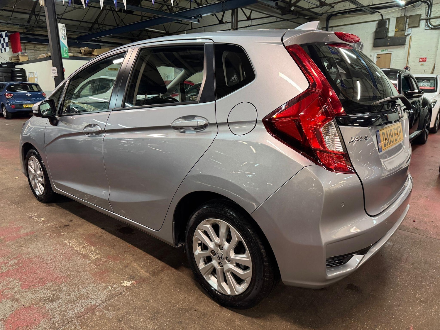 Used Honda Jazz 2019 for sale - 76728589: Photo 4