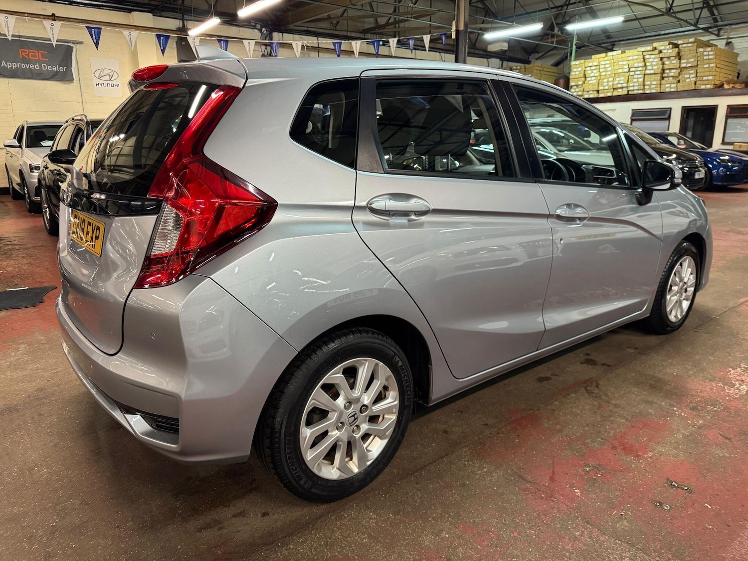 Used Honda Jazz 2019 for sale - 76728589: Photo 6
