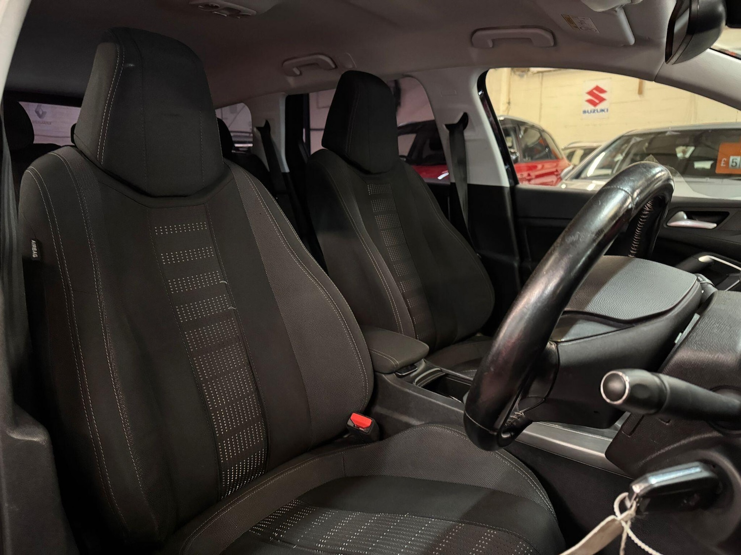 Used Peugeot 308 2017 for sale - 76521631: Photo 13