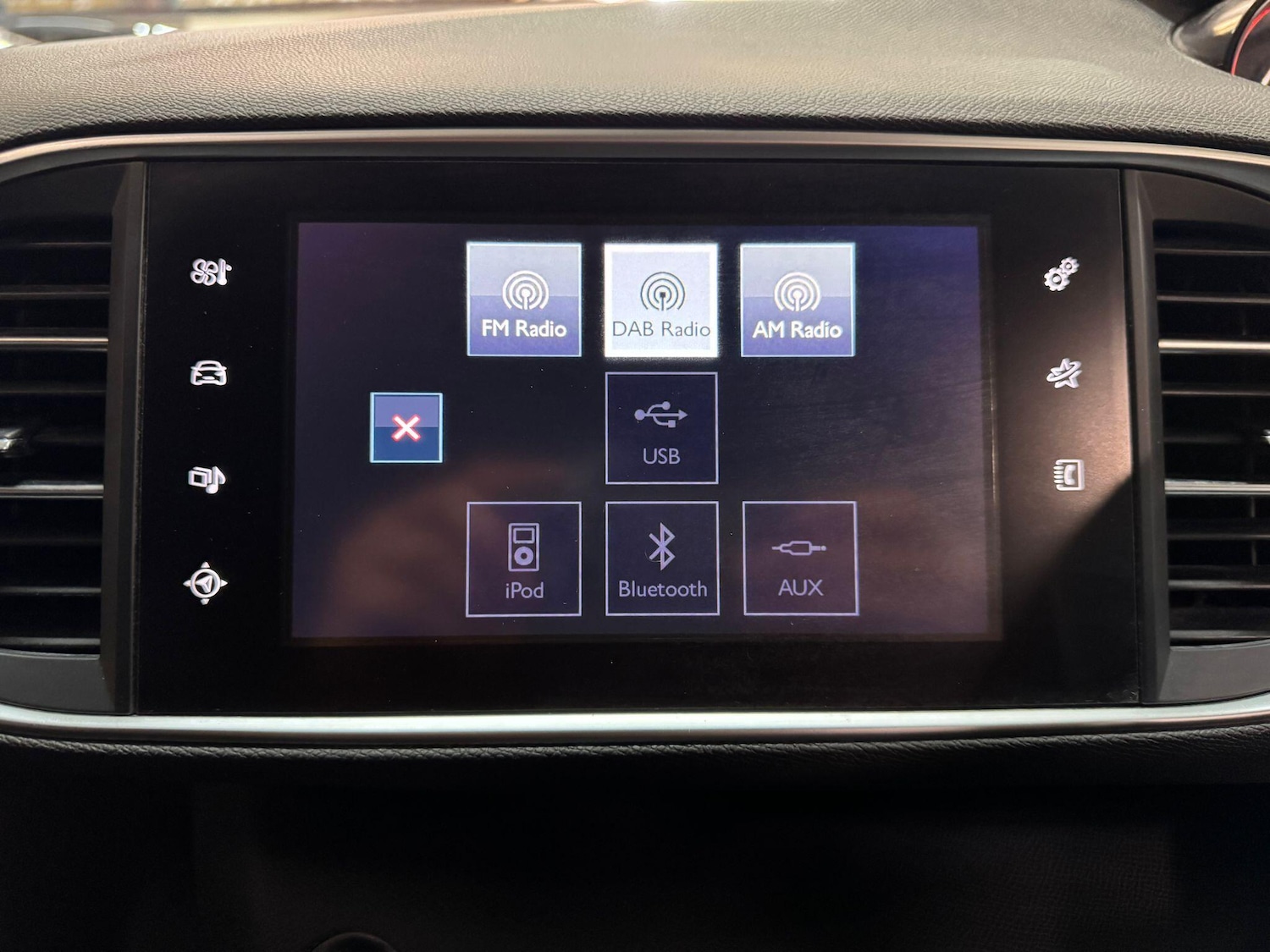 Used Peugeot 308 2017 for sale - 76521631: Photo 35