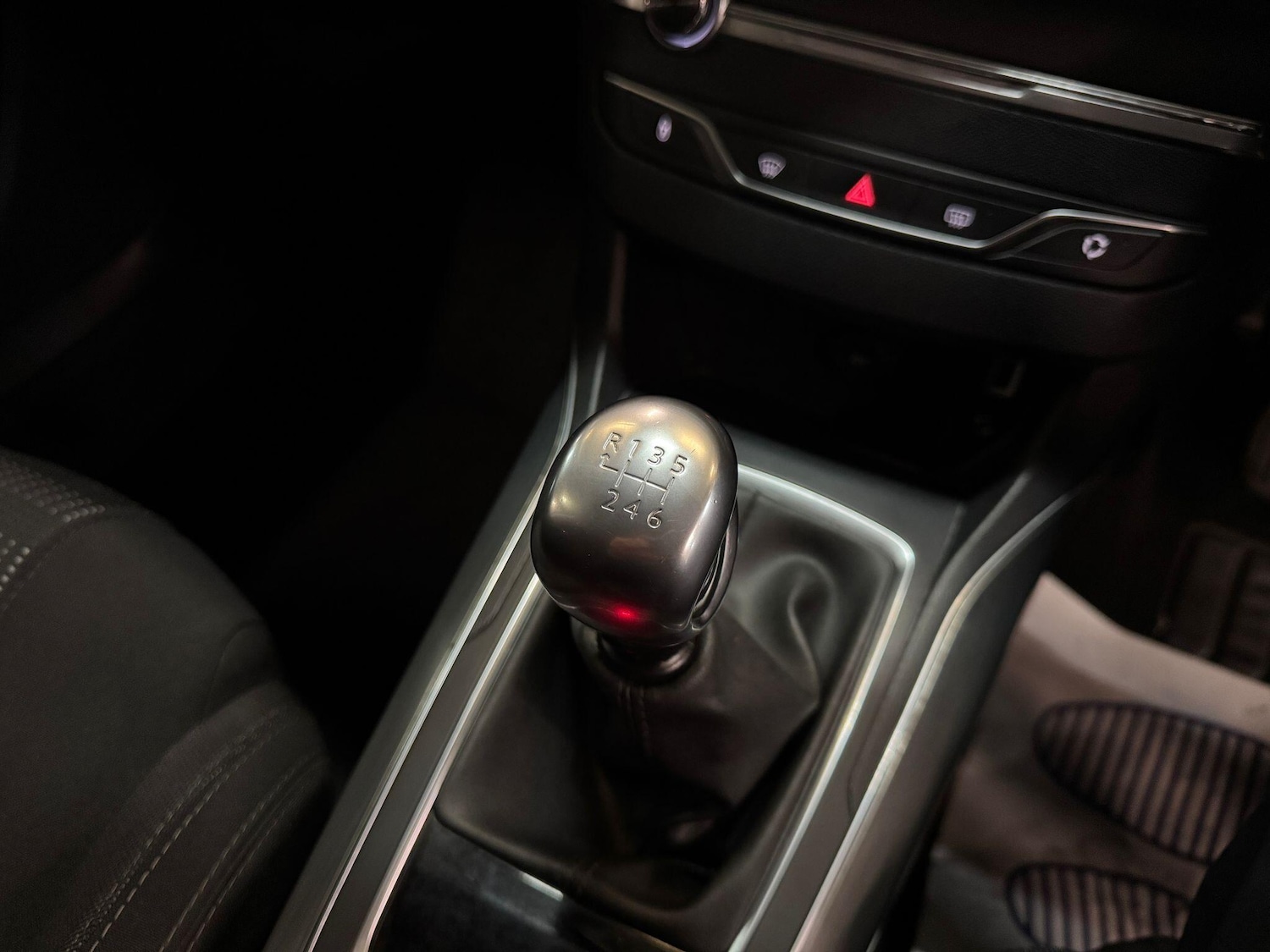 Used Peugeot 308 2017 for sale - 76521631: Photo 38