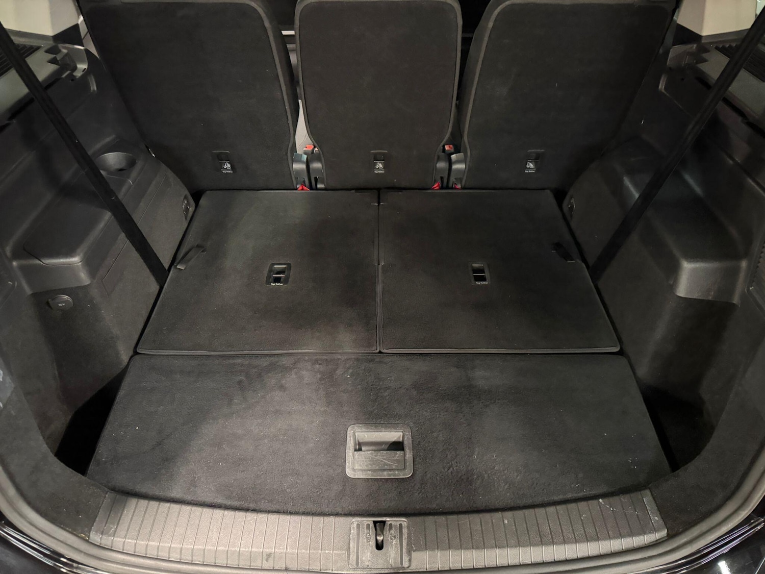 Used Volkswagen Touran 2016 for sale - 76399325: Photo 10