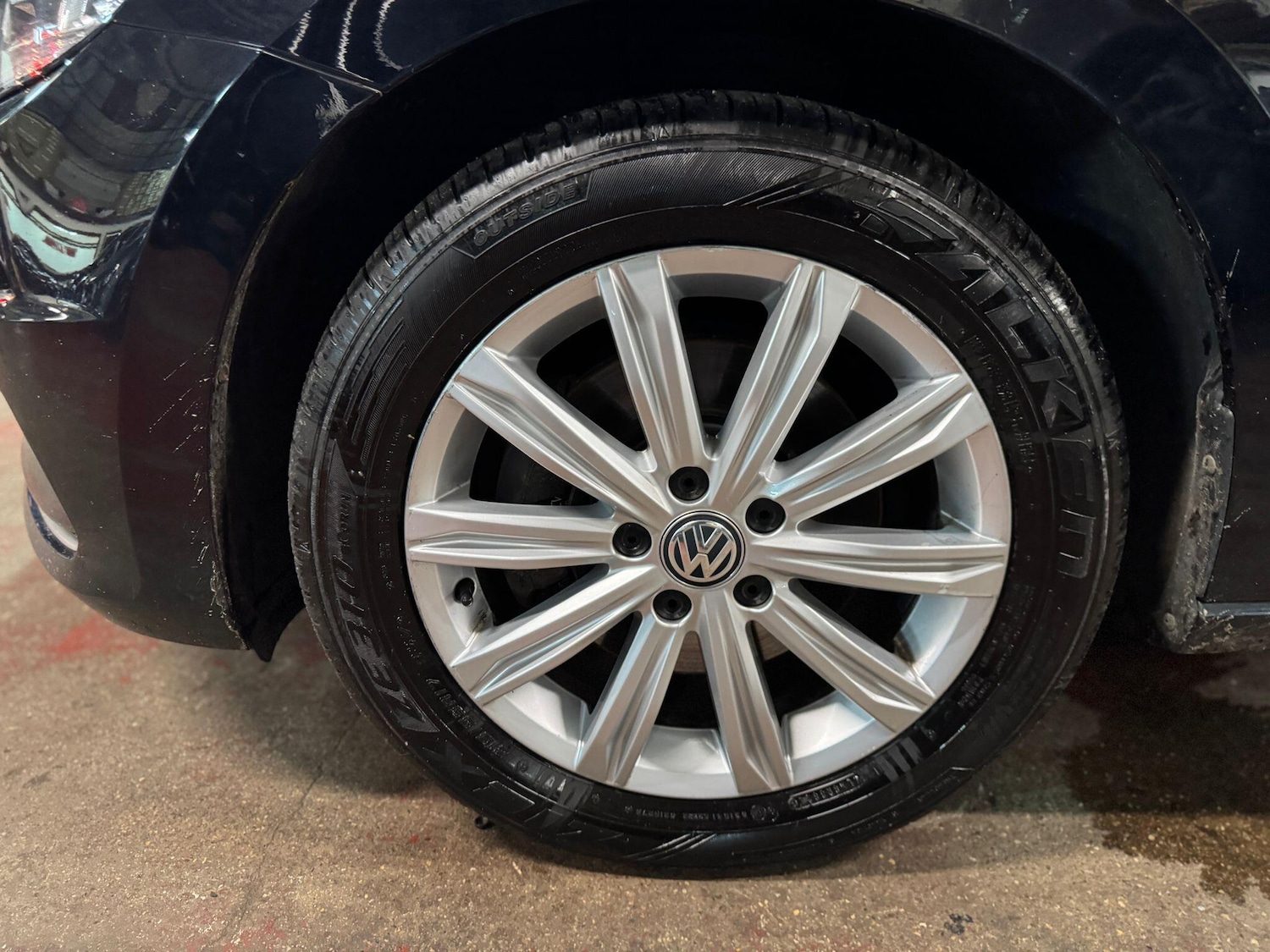 Used Volkswagen Touran 2016 for sale - 76399325: Photo 11