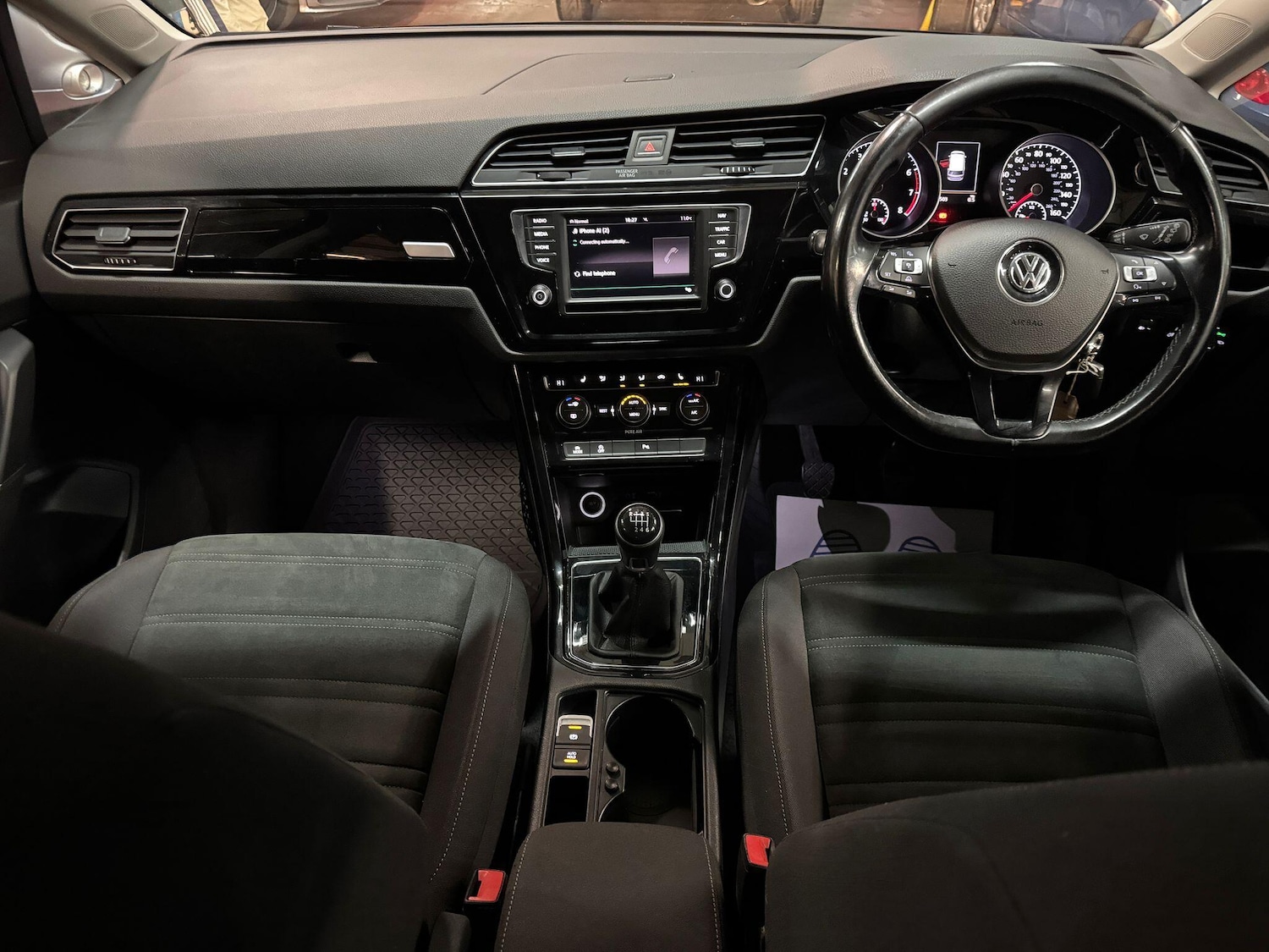 Used Volkswagen Touran 2016 for sale - 76399325: Photo 29