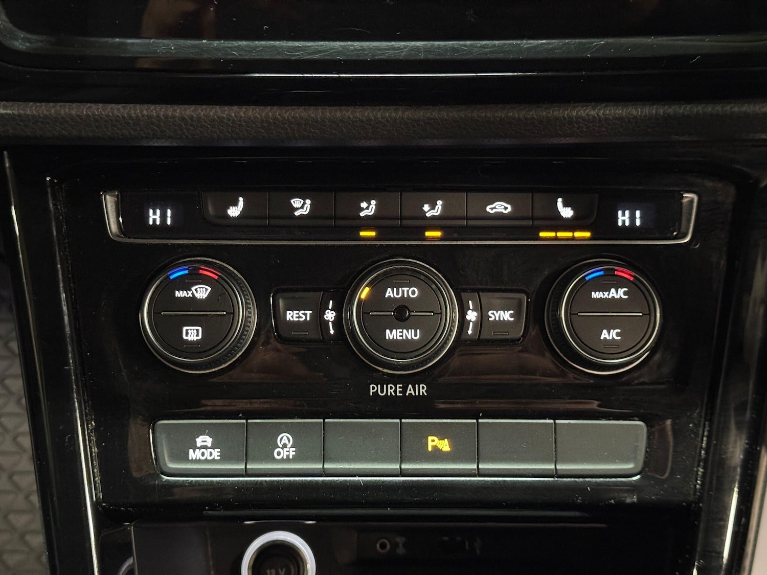 Used Volkswagen Touran 2016 for sale - 76399325: Photo 39