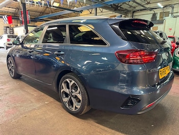 Used Kia Ceed 2019 for sale - 79387502: Photo