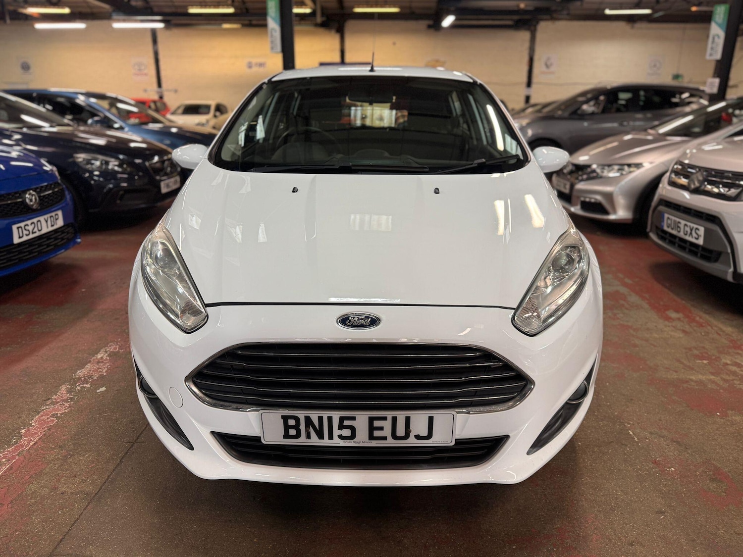 Used Ford Fiesta 2015 for sale - 76388611: Photo 2