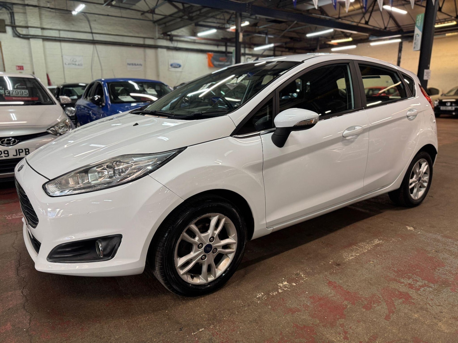 Used Ford Fiesta 2015 for sale - 76388611: Photo 3