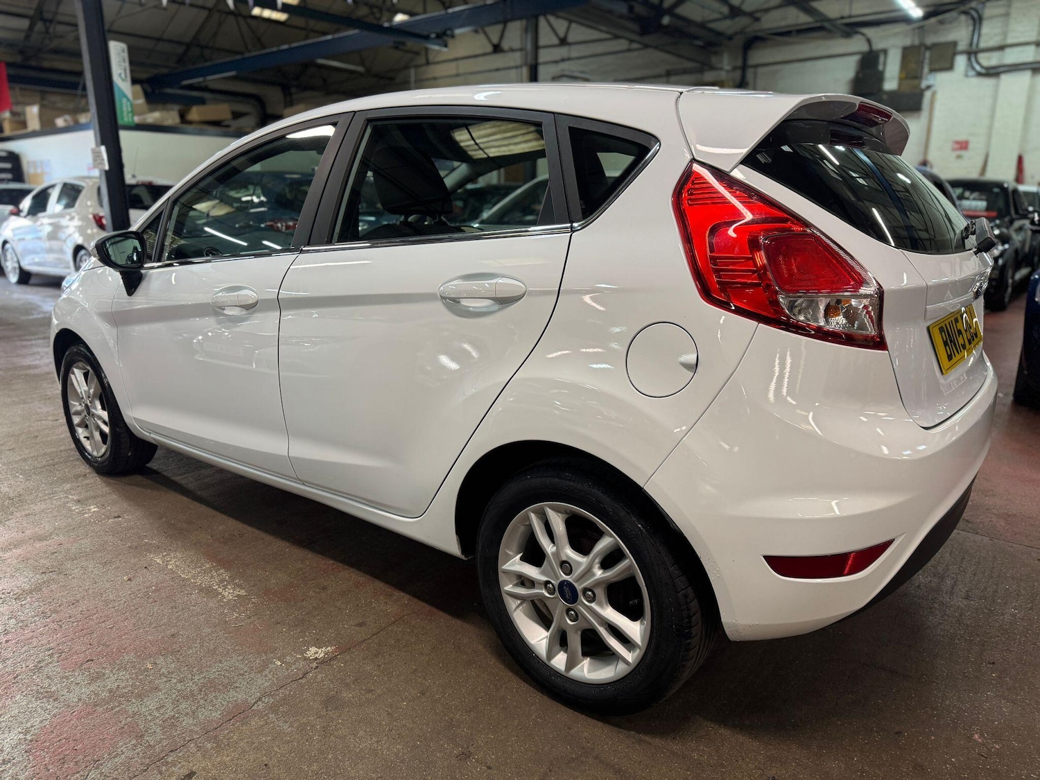 Used Ford Fiesta 2015 for sale - 76388611: Photo 4