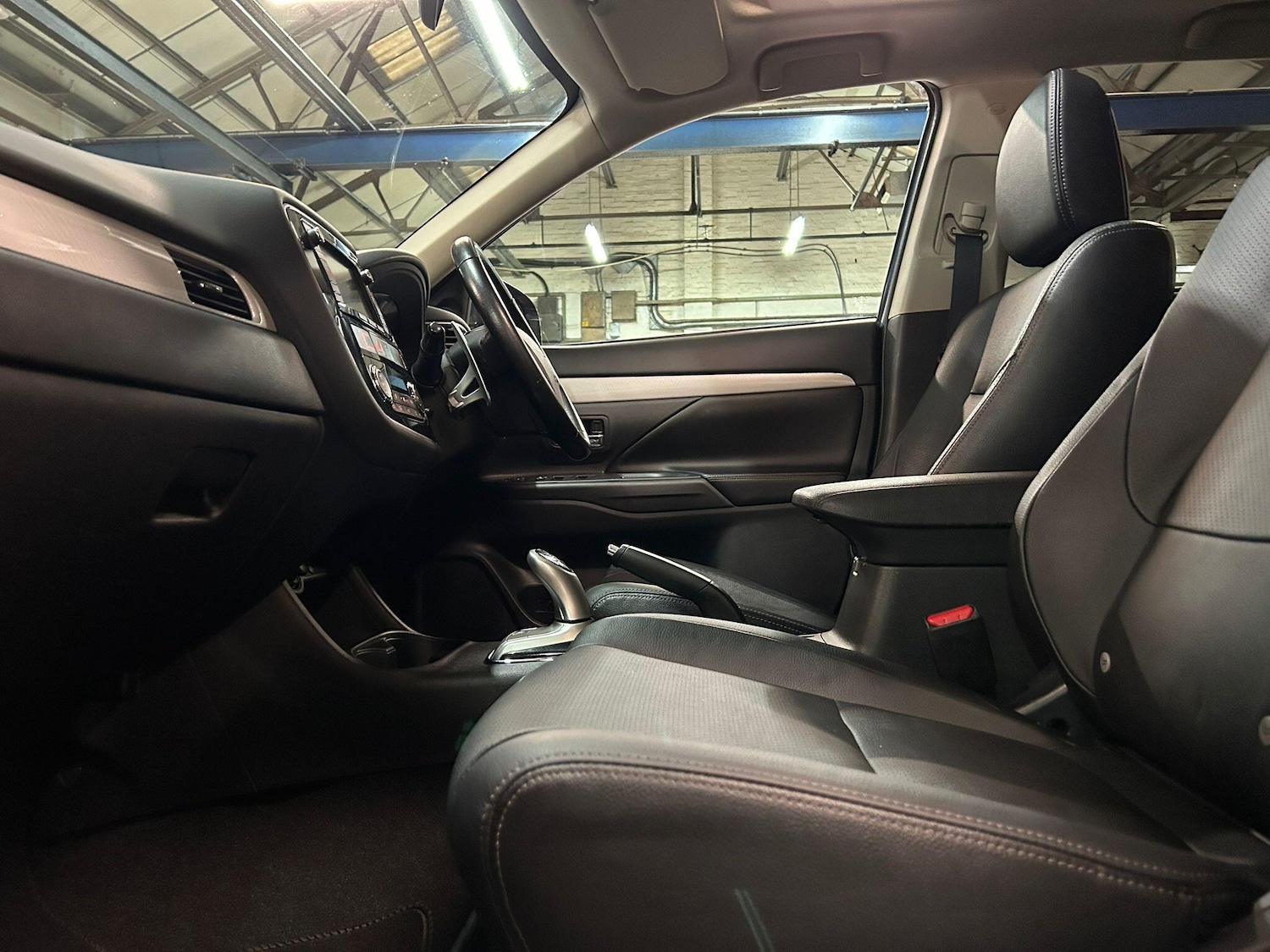 Used Mitsubishi Outlander 2014 for sale - 76282892: Photo 19