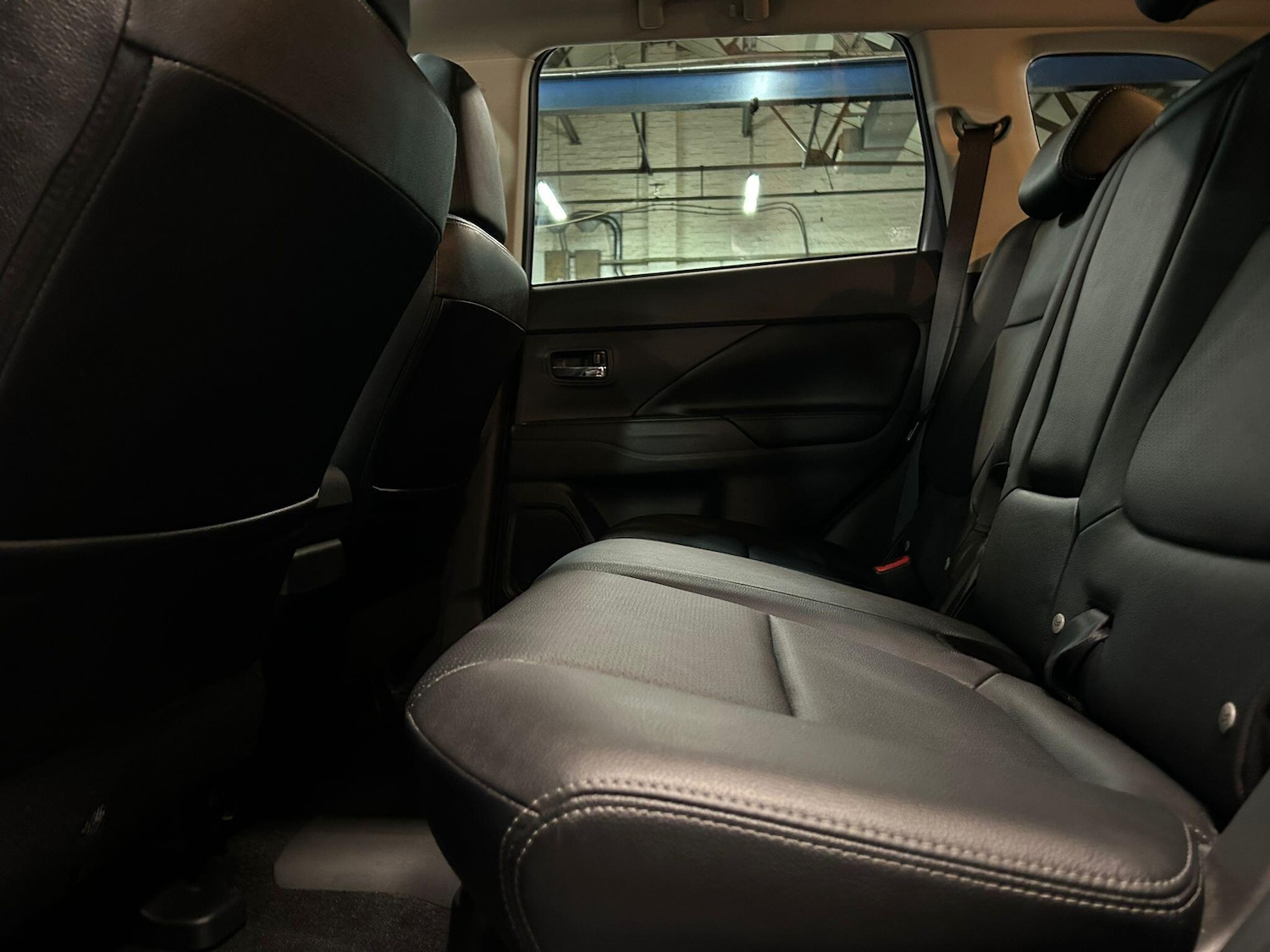 Used Mitsubishi Outlander 2014 for sale - 76282892: Photo 25