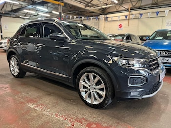 Used Volkswagen T-Roc 2020 for sale - 78684448: Photo