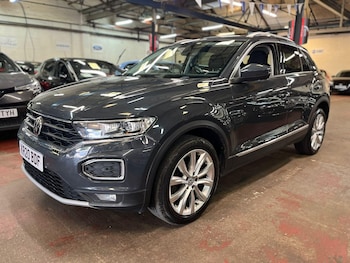 Used Volkswagen T-Roc 2020 for sale - 78684448: Photo