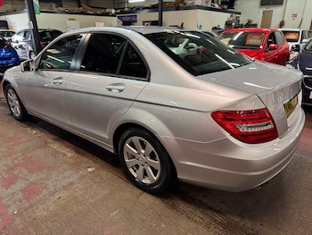 Used Mercedes-Benz C-Class 2012 for sale - 75720457: Photo