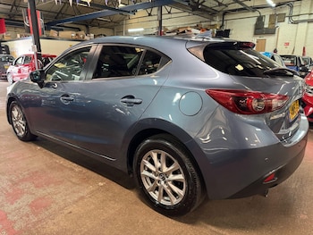Used Mazda Mazda3 2015 for sale - 78147939: Photo