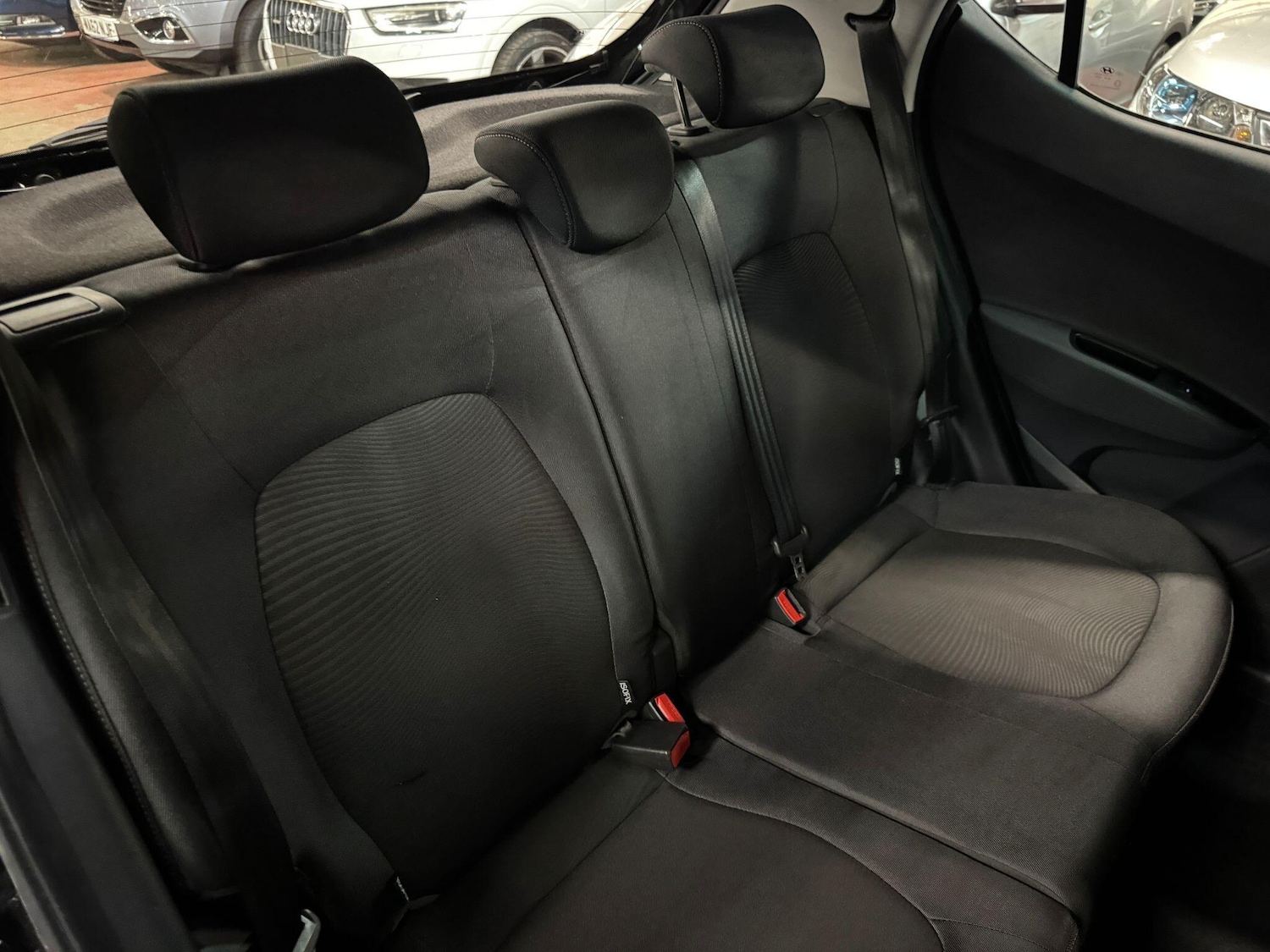 Used Hyundai i10 2018 for sale - 76388520: Photo 17