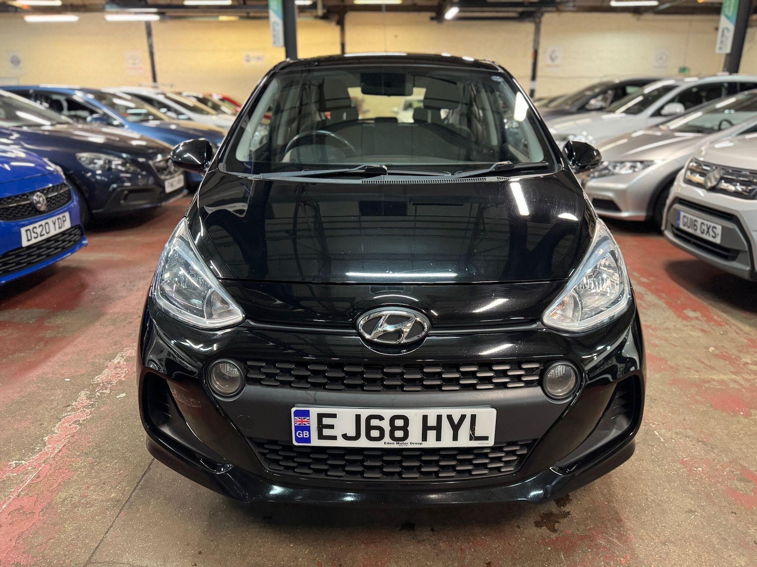 Used Hyundai i10 2018 for sale - 76388520: Photo 2