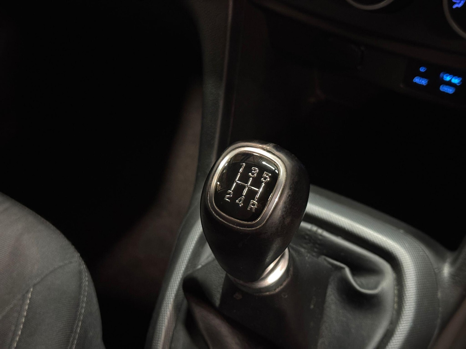 Used Hyundai i10 2018 for sale - 76388520: Photo 26