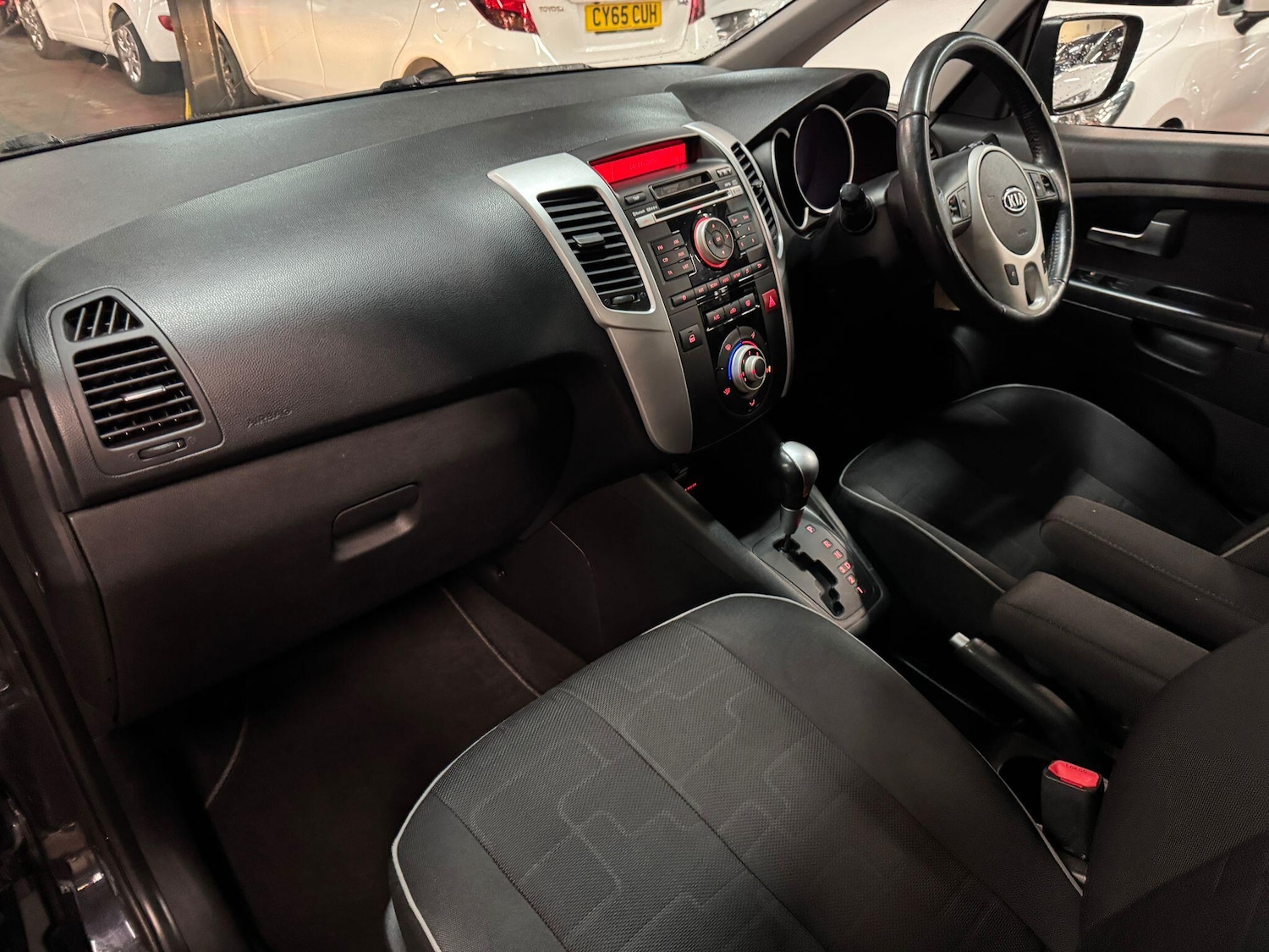 Used Kia Venga 2012 for sale - 76592367: Photo 14