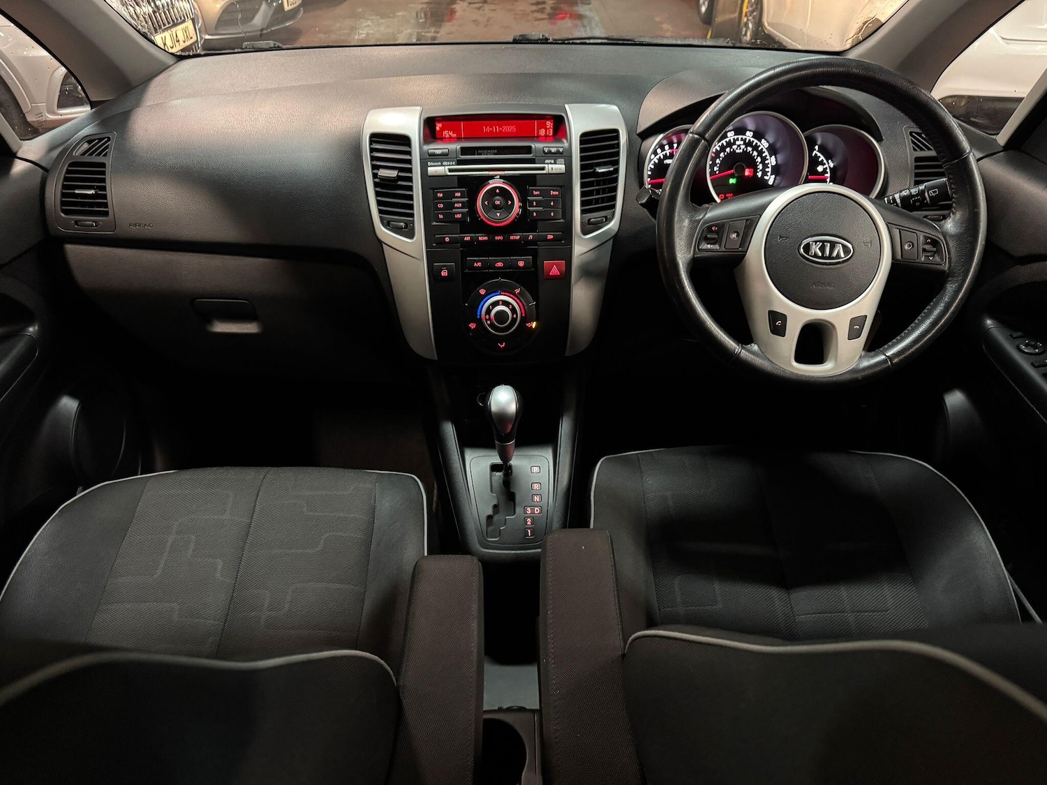 Used Kia Venga 2012 for sale - 76592367: Photo 22