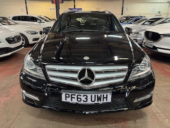 Used Mercedes-Benz C Class 2014 for sale - 79116592: Photo
