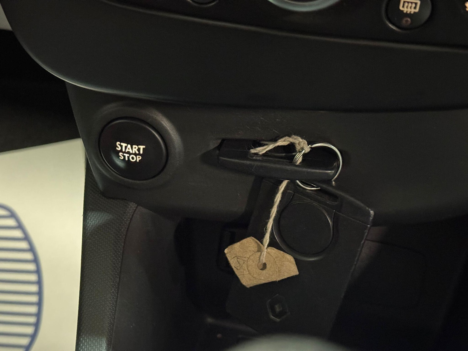 Used Renault Clio 2015 for sale - 76612829: Photo 29