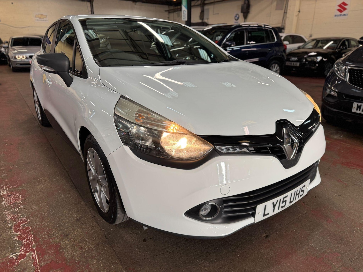 Used Renault Clio 2015 for sale - 76612829: Photo 7