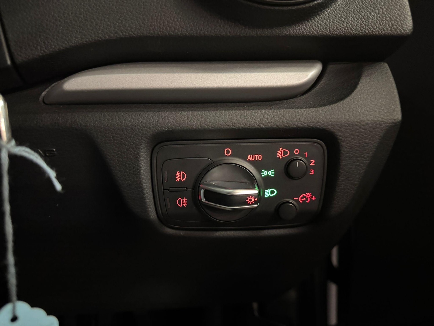 Used Audi A3 2016 for sale - 76521969: Photo 28