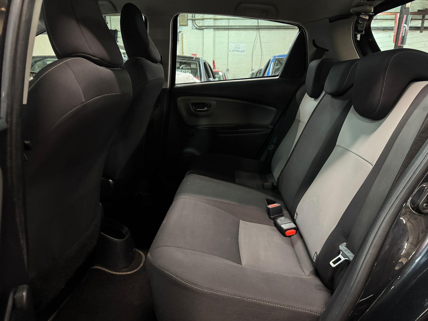 Used Toyota Yaris 2018 for sale - 77386929: Photo 20