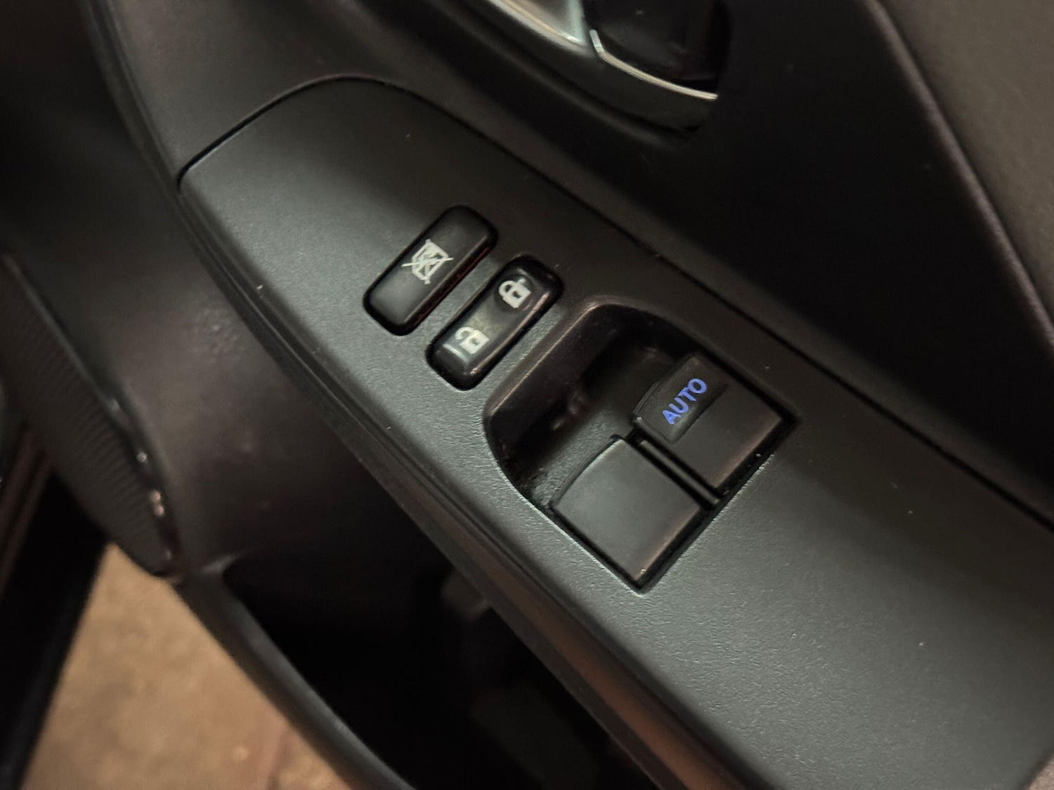 Used Toyota Yaris 2018 for sale - 77386929: Photo 32