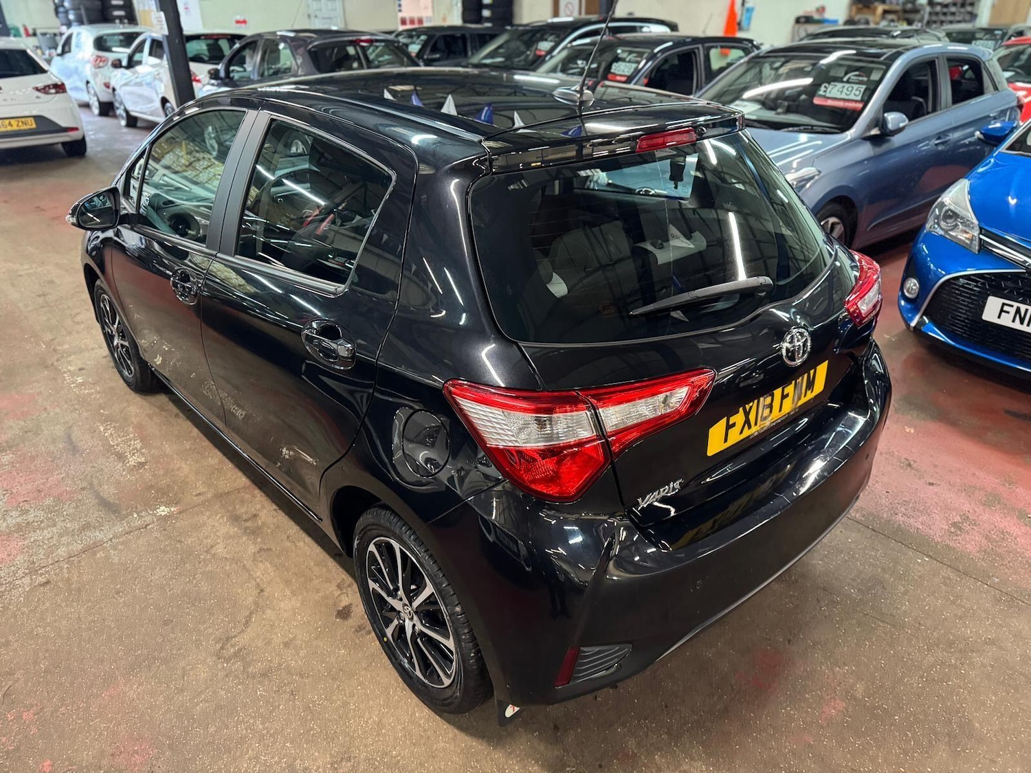 Used Toyota Yaris 2018 for sale - 77386929: Photo 8