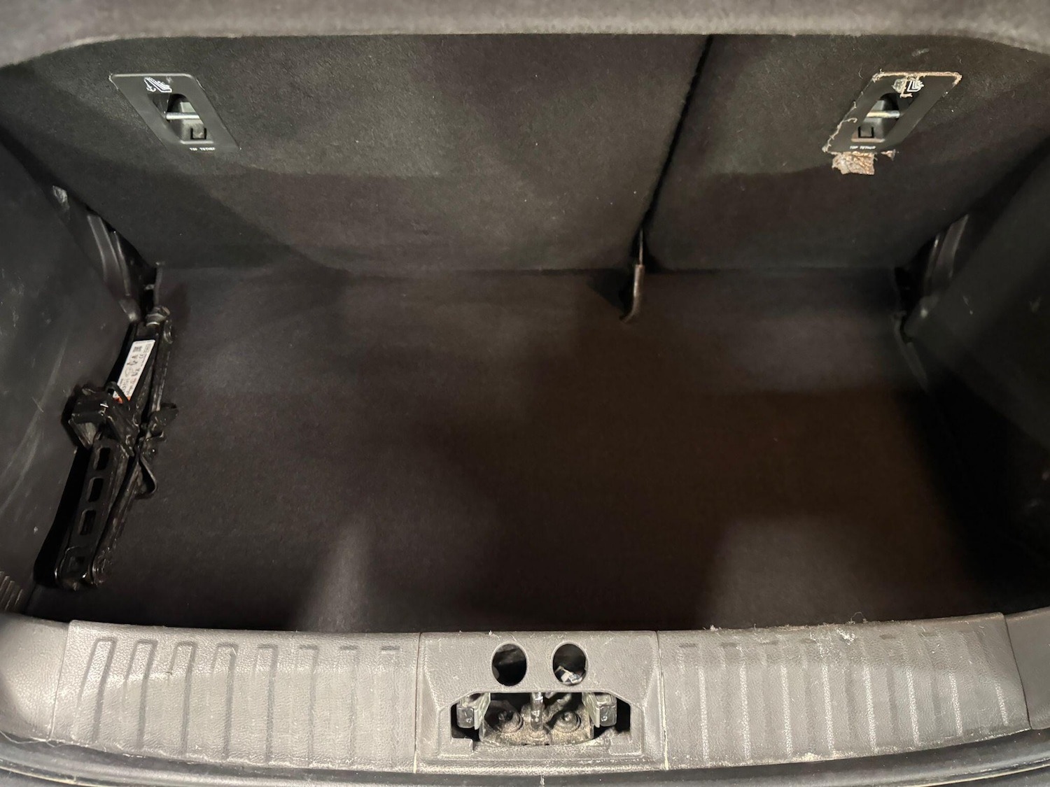 Used Ford Ka+ 2018 for sale - 77331598: Photo 9