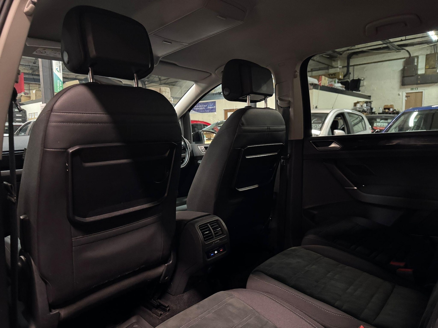 Used Volkswagen Touran 2016 for sale - 76992375: Photo 23